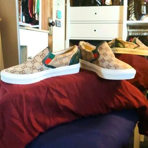 Women's Slip On Canvas/Flats